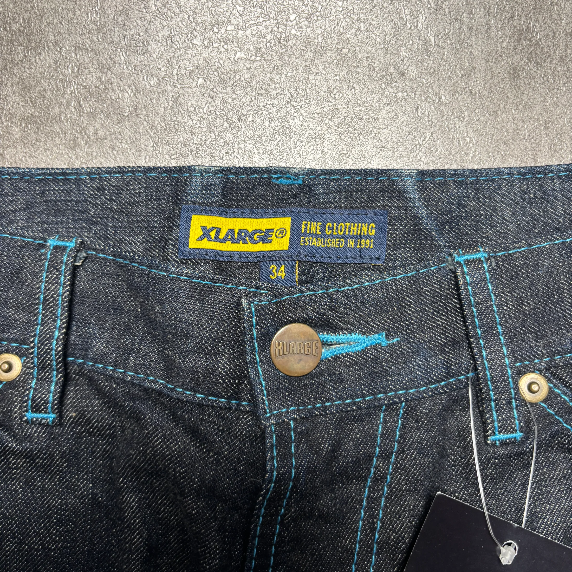 RARE XLARGE CARPENTER JORTS 4