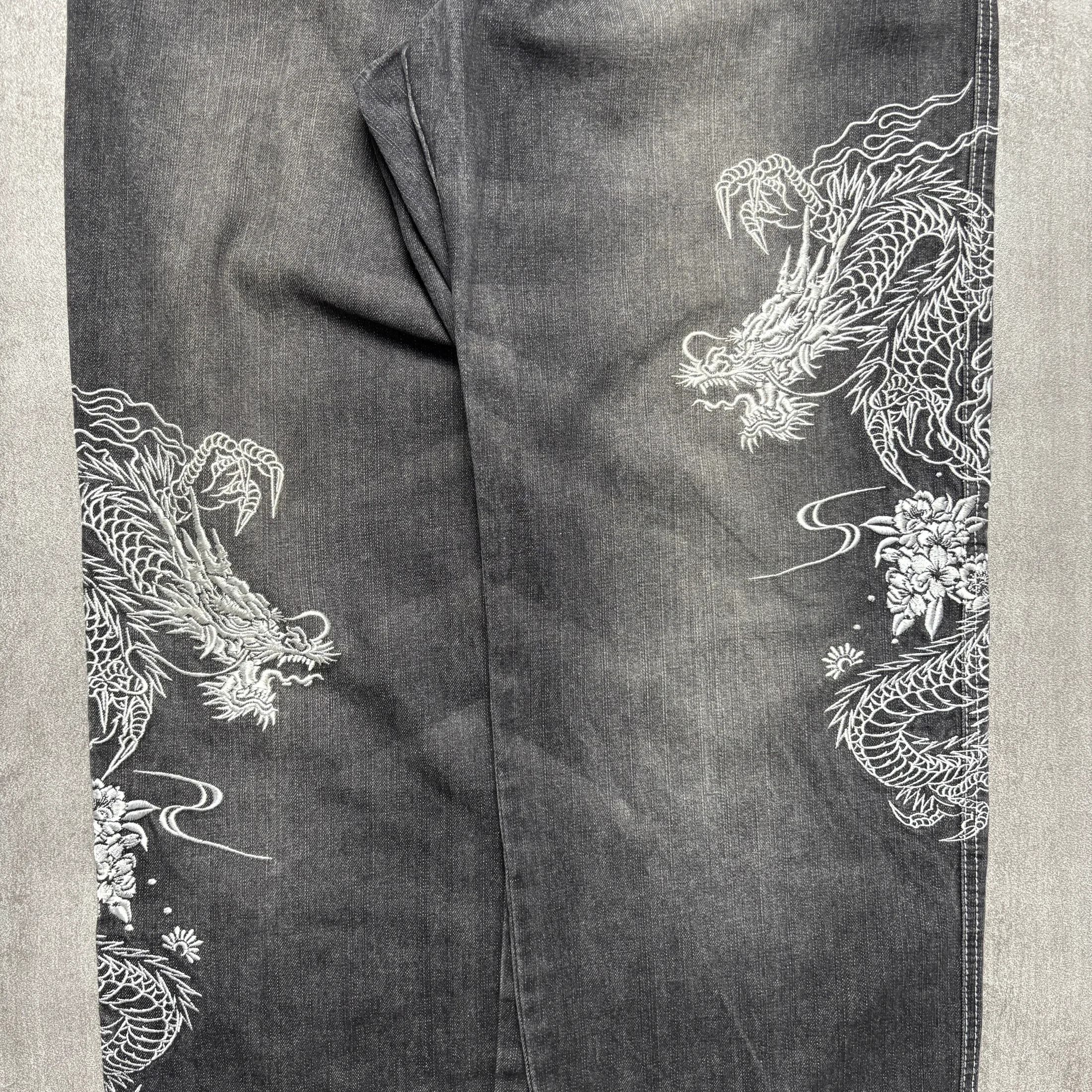 DOG TOWN EMBROIDERY DRAGON DOUBLE SIDE JEANS detail view