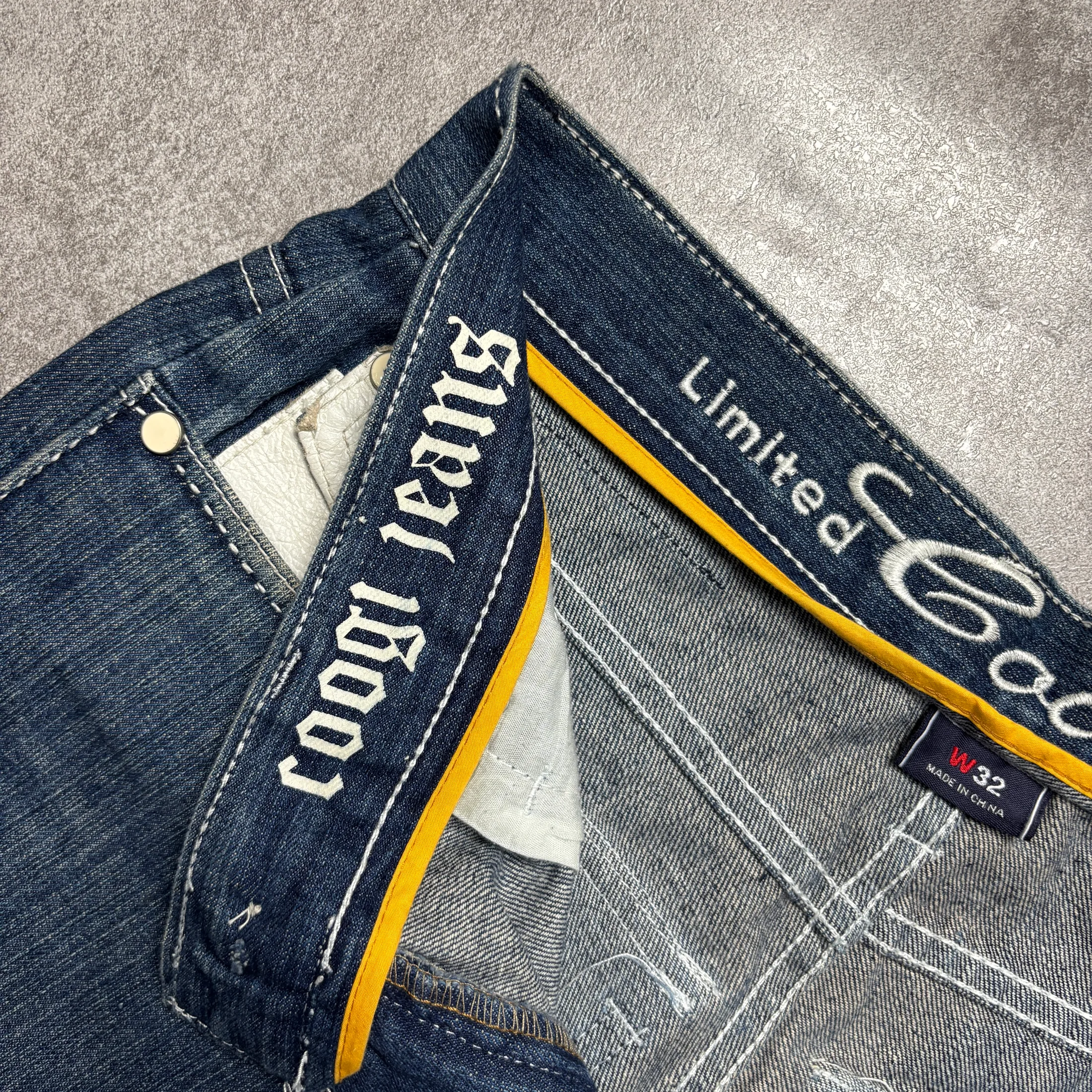 COOGI LIMITED EDITION ART JEANS 5